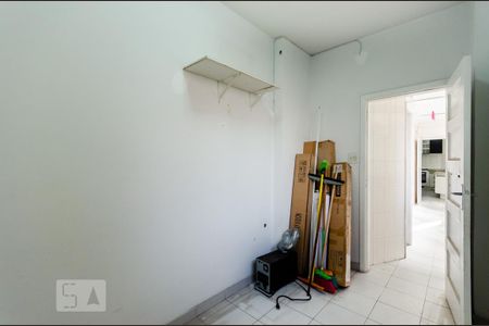 Apartamento para alugar com 180m², 3 quartos e 2 vagas Apartamento para alugar com 180m², 3 quartos e 2 vagasQuarto de serviço
