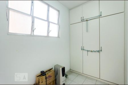 Apartamento para alugar com 180m², 3 quartos e 2 vagas Apartamento para alugar com 180m², 3 quartos e 2 vagasQuarto de serviço