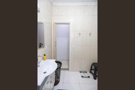 Casa à venda com 250m², 3 quartos e 6 vagasBanheiro Social