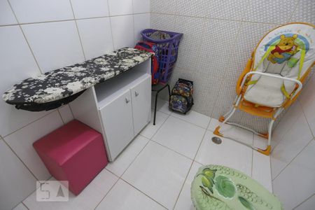 Casa à venda com 250m², 3 quartos e 6 vagasBanheiro Social
