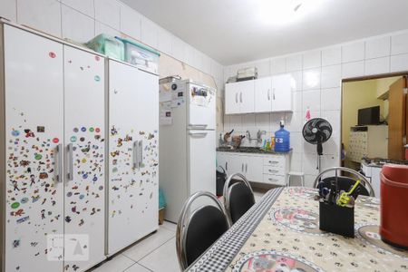 Casa à venda com 250m², 3 quartos e 6 vagasCozinha