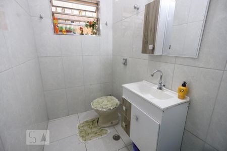 Casa à venda com 250m², 3 quartos e 6 vagasLavabo