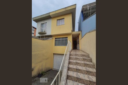Casa à venda com 250m², 3 quartos e 6 vagasFachada
