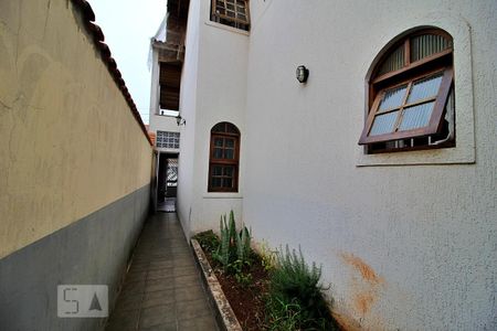 Casa à venda com 178m², 3 quartos e 2 vagasÁrea Externa
