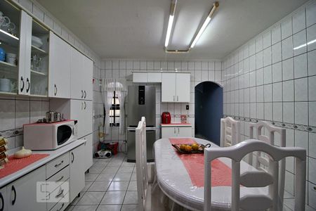 Casa à venda com 178m², 3 quartos e 2 vagasCozinha