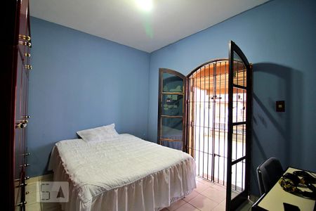 Casa à venda com 178m², 3 quartos e 2 vagasQuarto 3