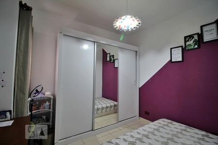 Casa à venda com 178m², 3 quartos e 2 vagasQuarto 2