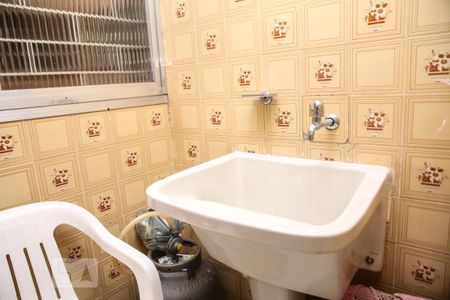 Apartamento à venda com 75m², 2 quartos e sem vagaÁrea de serviço