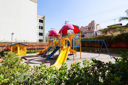 Apartamento à venda com 80m², 3 quartos e 2 vagasÁrea Comum - Playground