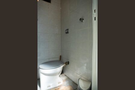 Apartamento à venda com 90m², 2 quartos e 1 vagaÁerea de Serviço - Banheiro