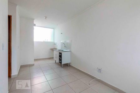 Sala de casa à venda com 2 quartos, 46m² em Itaquera, São Paulo