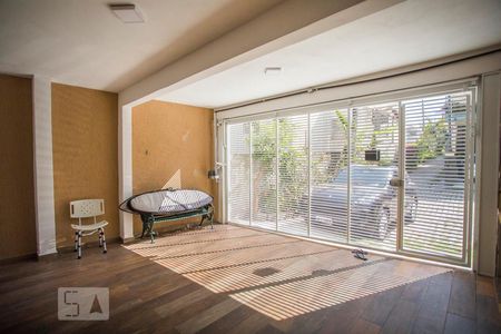 Casa para alugar com 200m², 3 quartos e 2 vagasGaragem