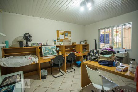 Casa para alugar com 200m², 3 quartos e 2 vagasQuarto de Serviço