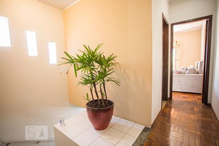 Casa para alugar com 200m², 3 quartos e 2 vagasCorredor