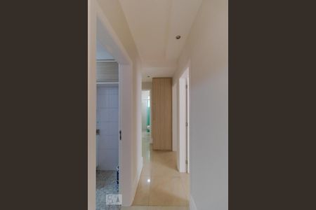 Apartamento à venda com 67m², 3 quartos e 1 vaga Apartamento à venda com 67m², 3 quartos e 1 vagaCorredor