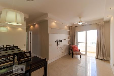 Sala de apartamento à venda com 3 quartos, 67m² em Parque das Flores, Campinas