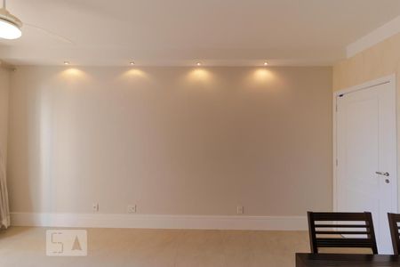 Sala de apartamento à venda com 3 quartos, 67m² em Parque das Flores, Campinas