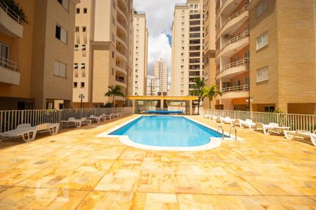 Apartamento à venda com 67m², 3 quartos e 1 vaga Apartamento à venda com 67m², 3 quartos e 1 vagaÁrea comum - Piscina