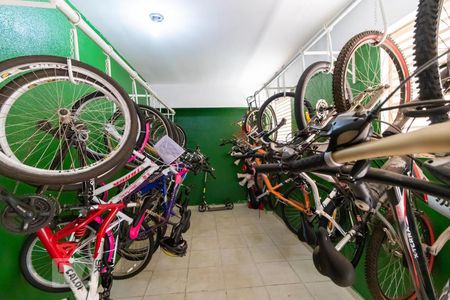 Apartamento à venda com 67m², 3 quartos e 1 vaga Apartamento à venda com 67m², 3 quartos e 1 vagaÁrea comum - Bicicletário