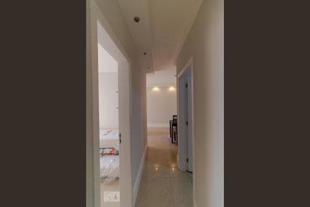 Apartamento à venda com 67m², 3 quartos e 1 vaga Apartamento à venda com 67m², 3 quartos e 1 vagaCorredor