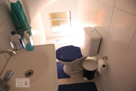 Casa à venda com 150m², 3 quartos e 1 vagaLavabo