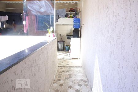 Casa à venda com 150m², 3 quartos e 1 vagaLavanderia