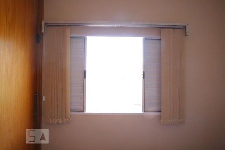 Casa à venda com 150m², 3 quartos e 1 vagaJanela Quarto 1