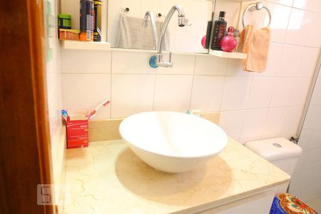 Casa à venda com 150m², 3 quartos e 1 vagaBanheiro