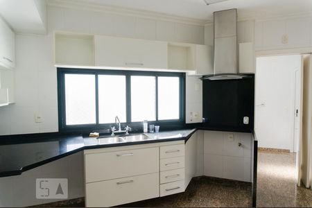 Apartamento à venda com 160m², 3 quartos e 2 vagas Apartamento à venda com 160m², 3 quartos e 2 vagasCozinha