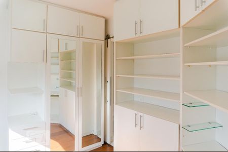 Apartamento à venda com 160m², 3 quartos e 2 vagas Apartamento à venda com 160m², 3 quartos e 2 vagasSuíte 3