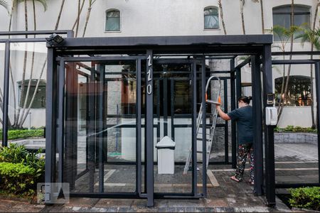 Apartamento à venda com 160m², 3 quartos e 2 vagas Apartamento à venda com 160m², 3 quartos e 2 vagasFachada