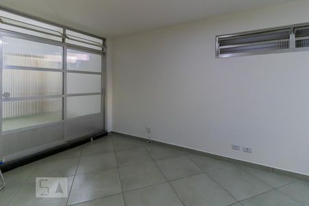 Sala de casa para alugar com 1 quarto, 40m² em Vila Ré, São Paulo