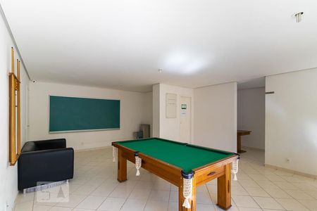 Apartamento para alugar com 60m², 2 quartos e 1 vagaÁrea comum - Sala de jogos