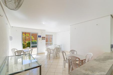 Apartamento para alugar com 60m², 2 quartos e 1 vagaÁrea comum - Salão de festas