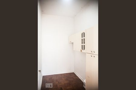 Apartamento à venda com 150m², 3 quartos e 3 vagas Apartamento à venda com 150m², 3 quartos e 3 vagasQuarto de Serviço