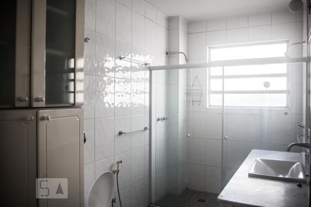 Apartamento à venda com 150m², 3 quartos e 3 vagas Apartamento à venda com 150m², 3 quartos e 3 vagasBanheiro 1