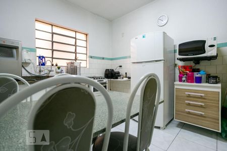 Casa à venda com 440m², 8 quartos e 3 vagasCasa 1 - Cozinha