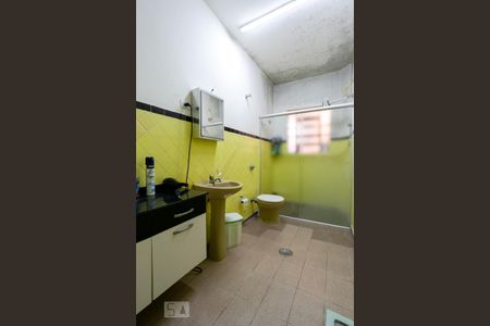 Casa à venda com 440m², 8 quartos e 3 vagasCasa 1 - Banheiro