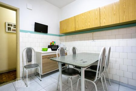 Casa à venda com 440m², 8 quartos e 3 vagasCasa 1 - Cozinha