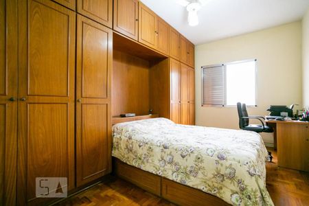 Casa 1 - Quarto 1 de casa à venda com 8 quartos, 440m² em Parque Peruche, São Paulo