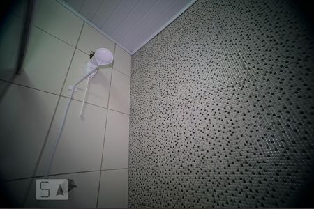 Casa à venda com 120m², 4 quartos e 2 vagasBanheiro