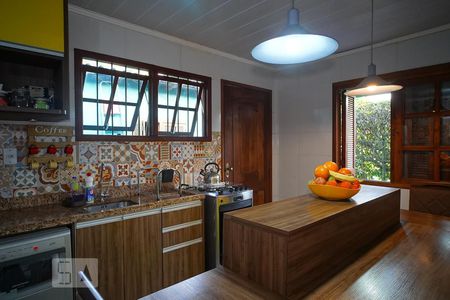 Casa à venda com 120m², 4 quartos e 2 vagasCozinha