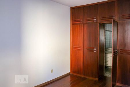 Apartamento à venda com 270m², 3 quartos e 2 vagasQuarto Suíte
