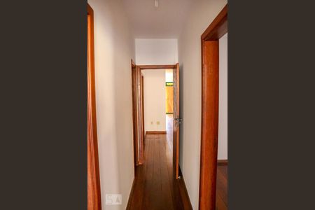 Apartamento à venda com 270m², 3 quartos e 2 vagasCorredor