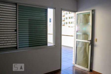 Apartamento à venda com 270m², 3 quartos e 2 vagasQuarto 2