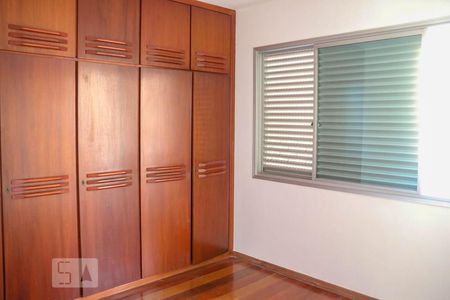 Apartamento à venda com 270m², 3 quartos e 2 vagasQuarto 2