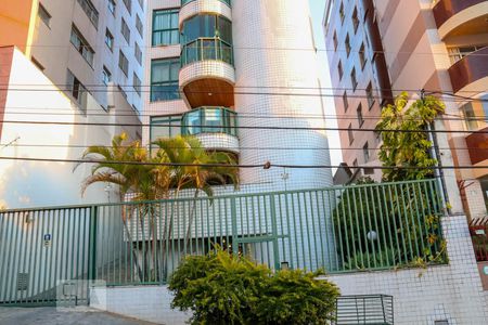 Apartamento à venda com 270m², 3 quartos e 2 vagasFachada