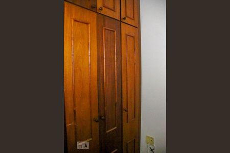 Apartamento à venda com 270m², 3 quartos e 2 vagasQuarto de Serviço