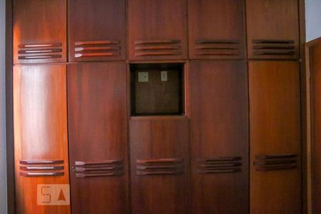 Apartamento à venda com 270m², 3 quartos e 2 vagasQuarto 1