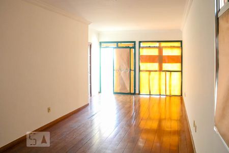 Sala de apartamento à venda com 3 quartos, 270m² em Gutierrez, Belo Horizonte